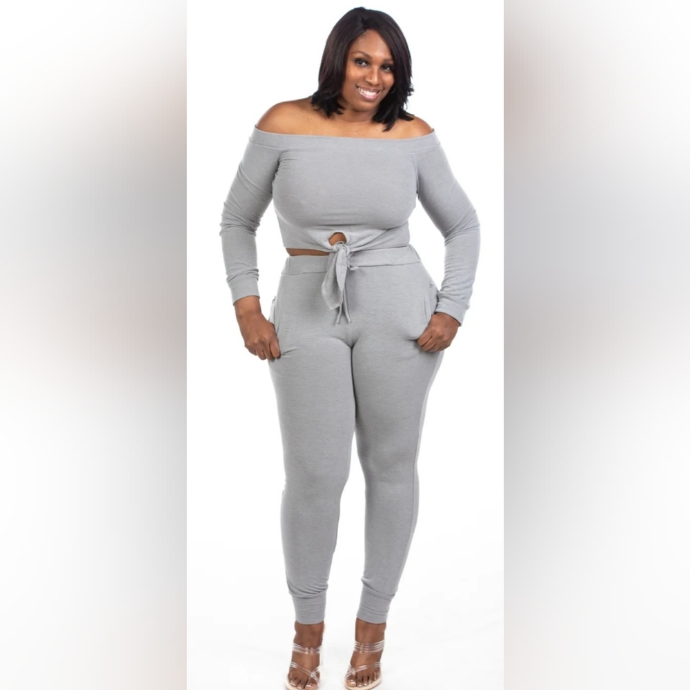 Gray Tie-Front Lounge Set